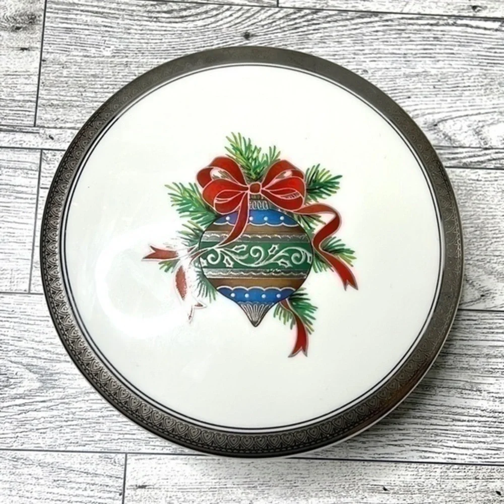 Mikasa Vintage Fine China Pine Ornament Trinket Box